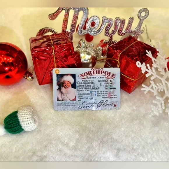 Santa Claus Holiday Drivers License Leave With Cookies For Children To Find! - Picture 1 of 2